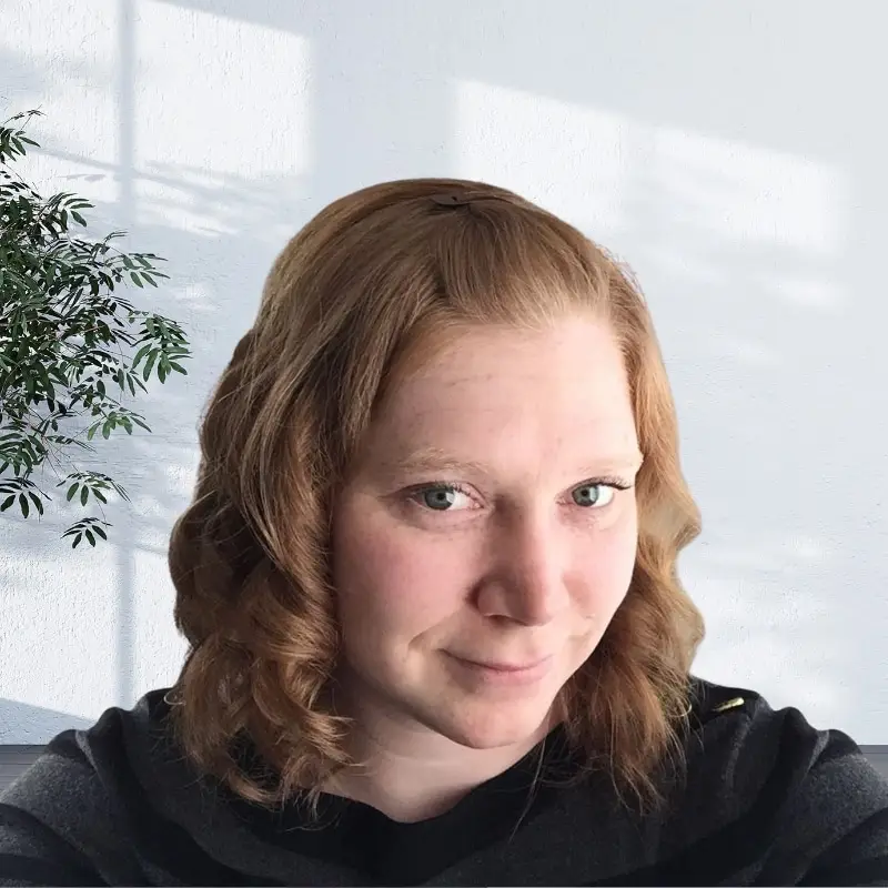 Kate Teza, company owner and website design